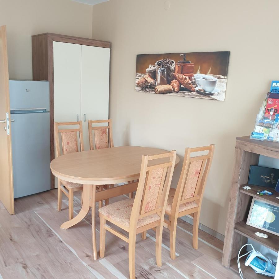Mártika Apartment Siófok Kültér fotó
