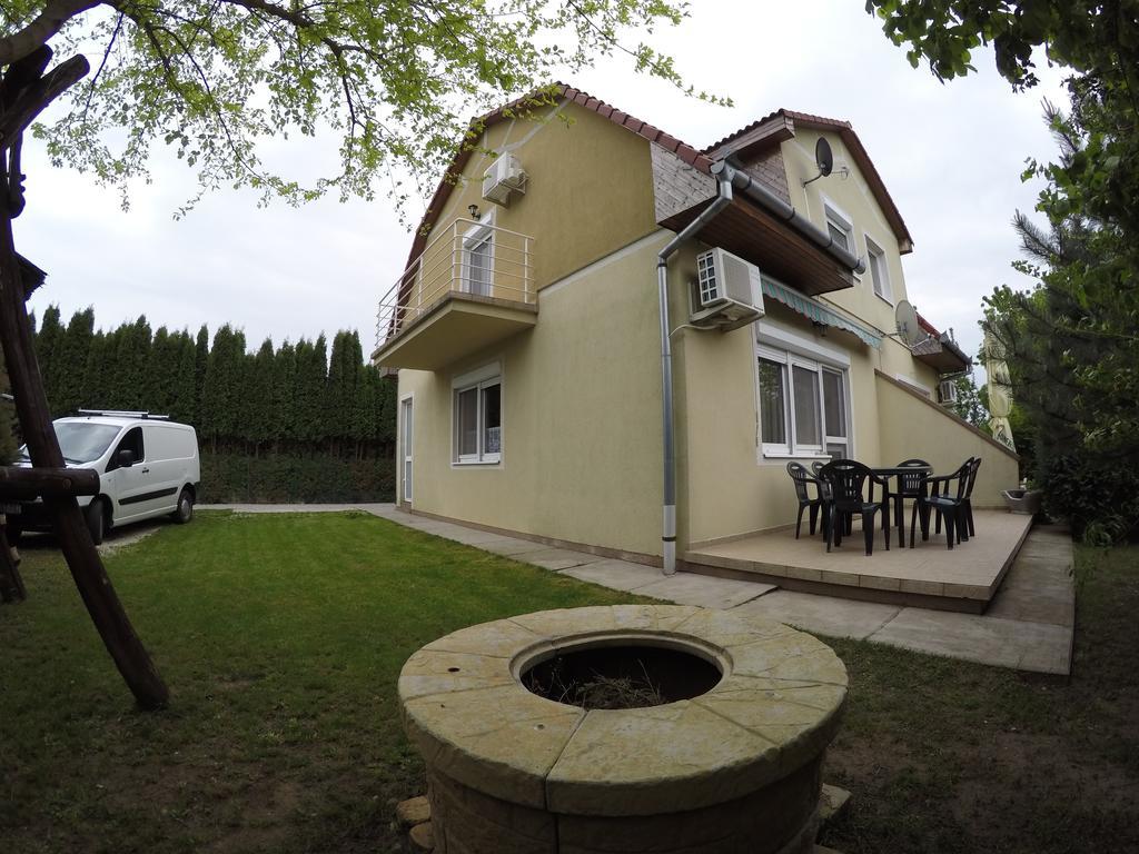 Mártika Apartment Siófok Kültér fotó