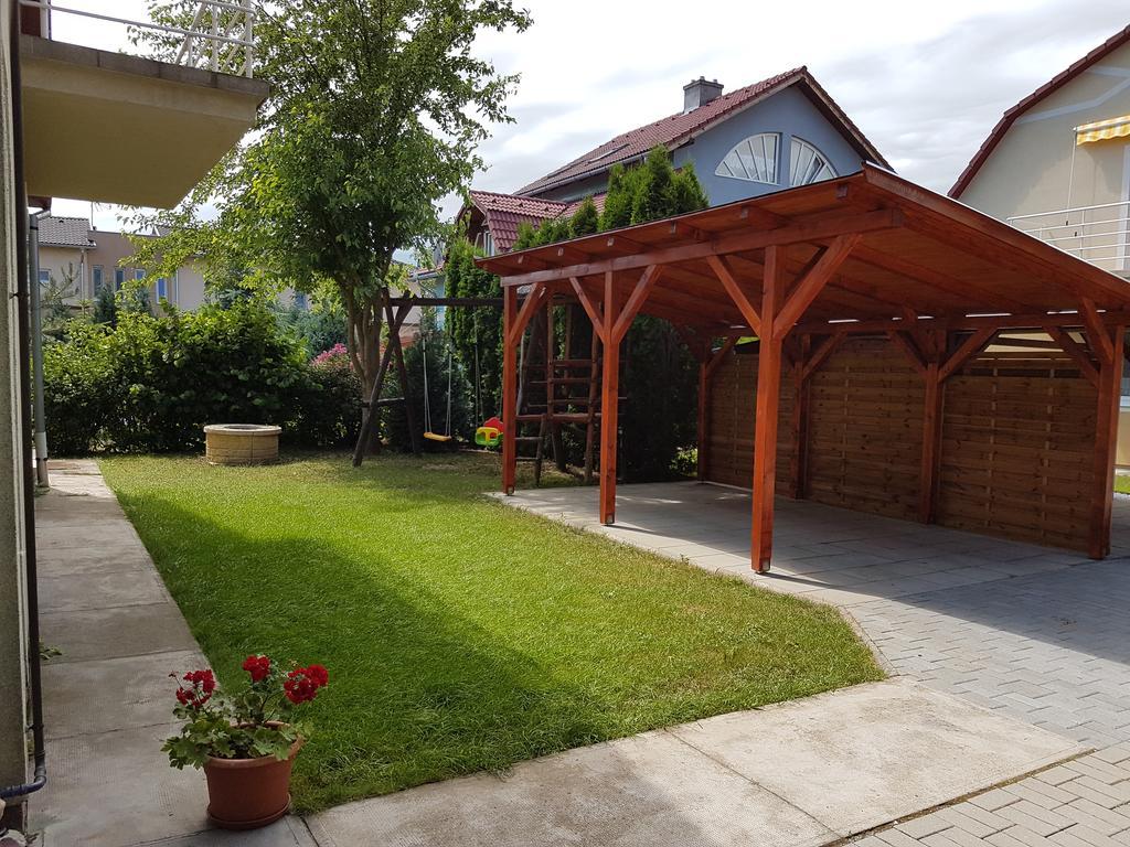 Mártika Apartment Siófok Kültér fotó